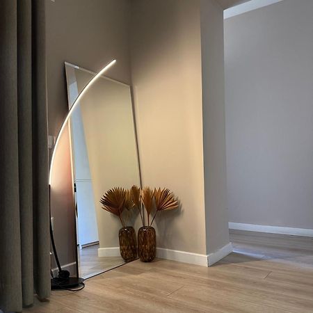 4Seasonsgea , Deluxe Studio , City Centre , טיראנה מראה חיצוני תמונה