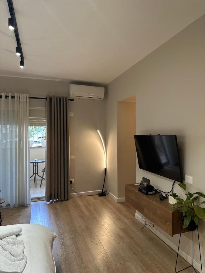 4Seasonsgea , Deluxe Studio , City Centre , טיראנה מראה חיצוני תמונה