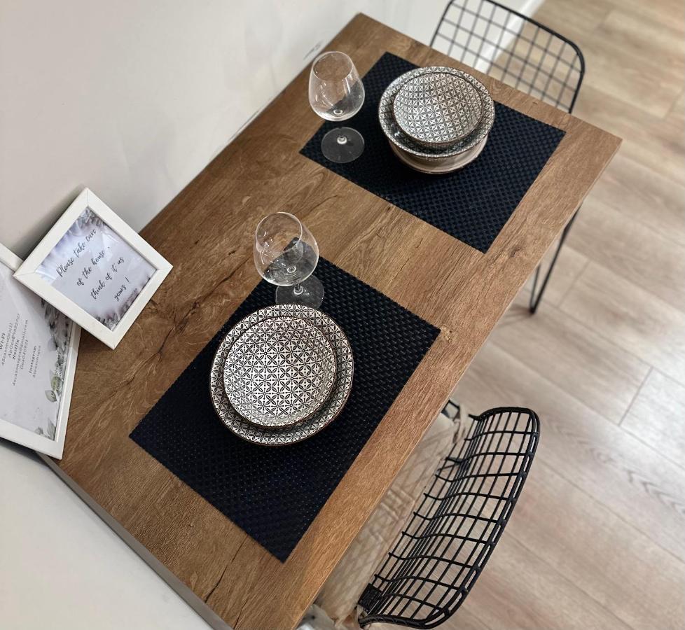 4Seasonsgea , Deluxe Studio , City Centre , טיראנה מראה חיצוני תמונה
