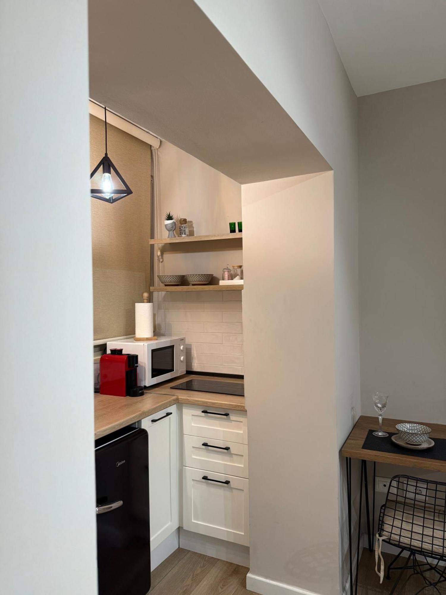 4Seasonsgea , Deluxe Studio , City Centre , טיראנה מראה חיצוני תמונה